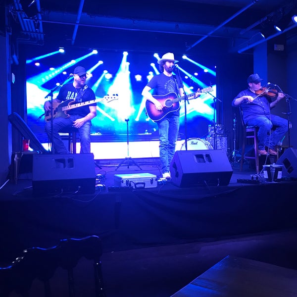 Foto tomada en Nashville Underground  por Sandy D. el 5/8/2018