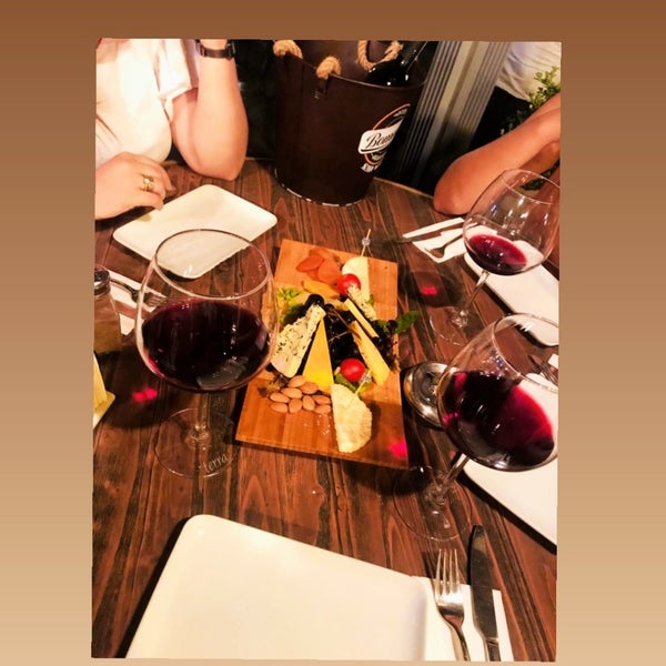 9/27/2019 tarihinde Zeynep K.ziyaretçi tarafından Brasserie Bomonti'de çekilen fotoğraf