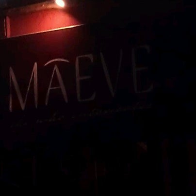 Foto tirada no(a) Maeve por Akos A. em 9/24/2012