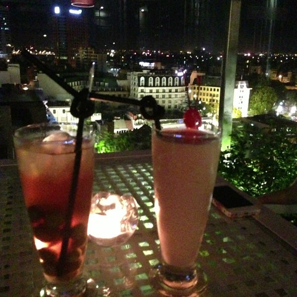 Photo taken at Cielo 13 Sky Bar &amp; Restaurant by thuanh🍒. on 6/29/2013