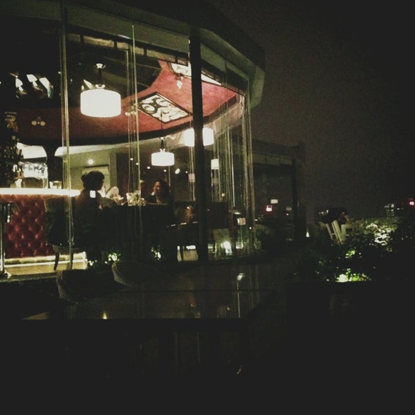 Photo taken at Cielo 13 Sky Bar &amp; Restaurant by thuanh🍒. on 9/6/2013