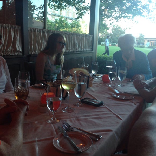 6/18/2014에 Kimie F.님이 Mama&#39;s Cucina Italiana at Pala Casino Spa &amp; Resort에서 찍은 사진