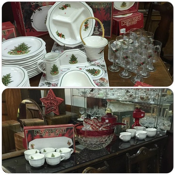 Photo taken at Not Just Antiques Mart by Renee P. on 12/21/2014