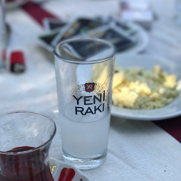 Foto tomada en Markabahçe Et &amp; Mangal Kahvaltı  por Umut D. el 9/4/2017