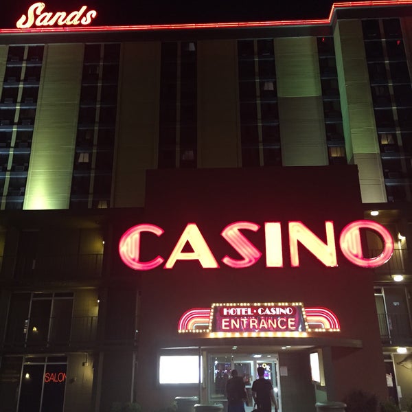 Foto tomada en Sands Regency Casino &amp; Hotel  por Albert C. el 7/3/2015