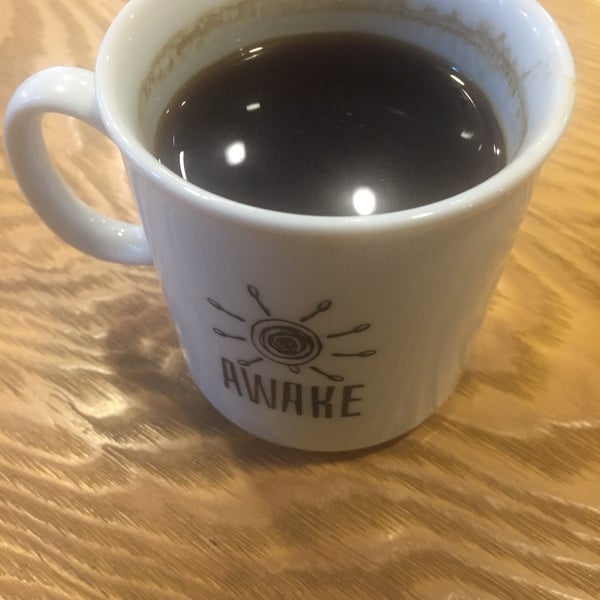 12/14/2017에 Z. Ceyla E.님이 Awake Coffee &amp; Espresso에서 찍은 사진