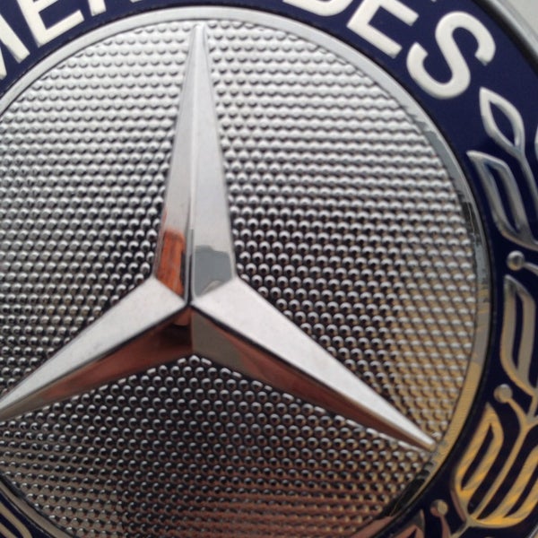 Boutique Kaufmann Mercedes Benz Kaufhaus In Estacion Central