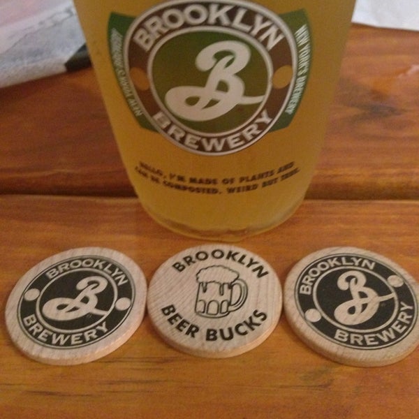 Фотографии на Brooklyn Brewery - Williamsburg - 364 подсказк
