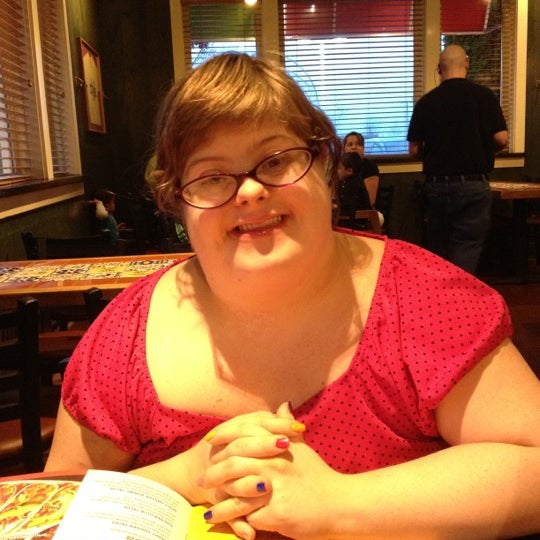 Photo taken at Chili&#39;s Grill &amp; Bar by Debra R. on 12/16/2012
