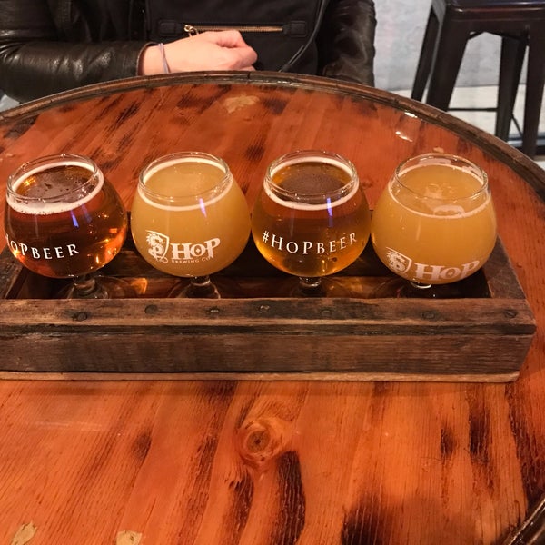 Photo prise au House of Pendragon Brewing Co. par Michael F. le12/30/2018