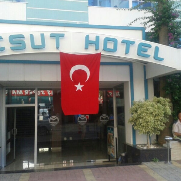 Photo taken at Mesut Hotel by M Ş. on 9/20/2015
