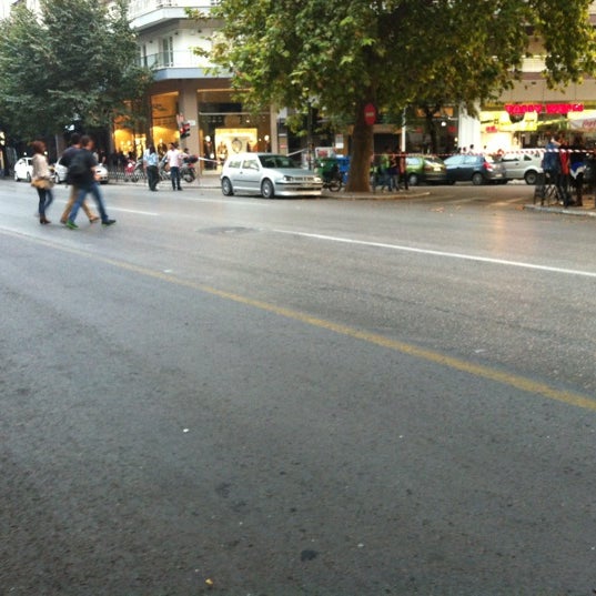 10/21/2012にGiouli DがSaltsa Barで撮った写真