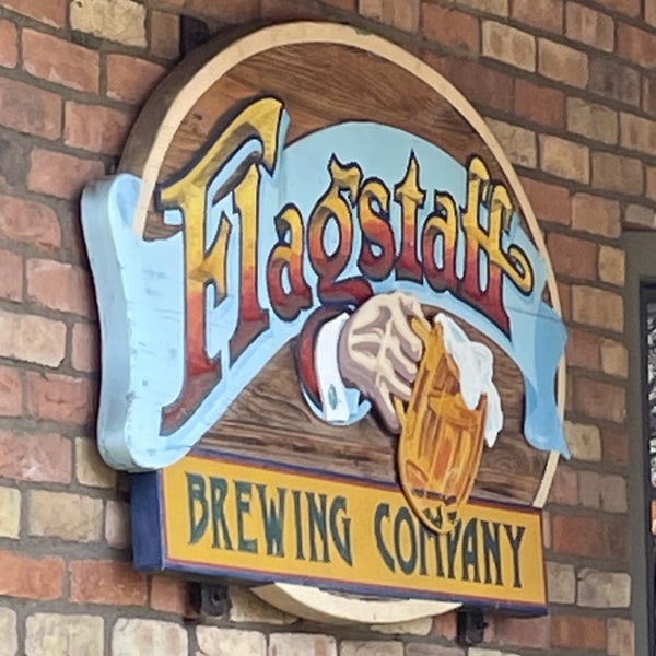 Das Foto wurde bei Flagstaff Brewing Company von Adam F. am 11/18/2021 aufgenommen