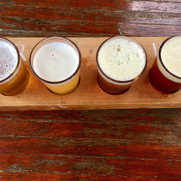 Excellent craft brew & some good eats too (can't go wrong with the burgers). Try a flight of beers to pick a favorite. The kitchen told us dessert options are coming soon!