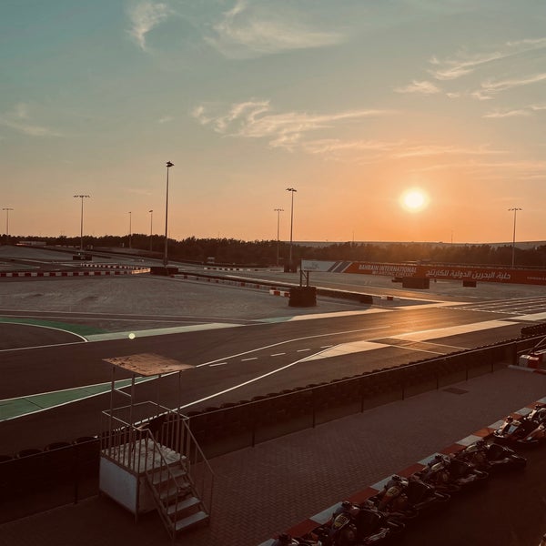 รูปภาพถ่ายที่ Bahrain International Karting Circuit โดย Ahmed เมื่อ 1/10/2024