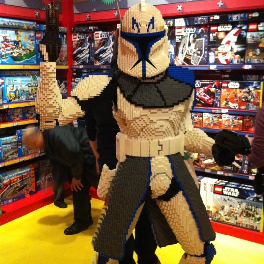 Снимок сделан в Legoland Discovery Centre пользователем Frauke N. 10/28/2012