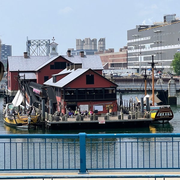 Foto tirada no(a) Boston Tea Party Ships and Museum por James Bond 0. em 6/13/2023
