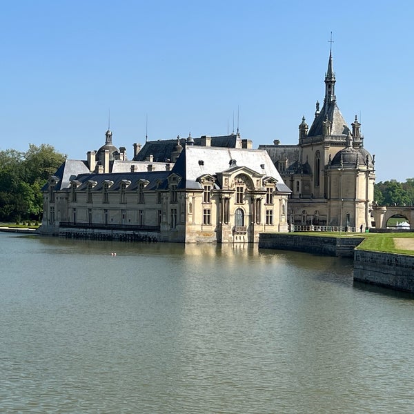 รูปภาพถ่ายที่ Château de Chantilly โดย Michael W. เมื่อ 5/19/2023