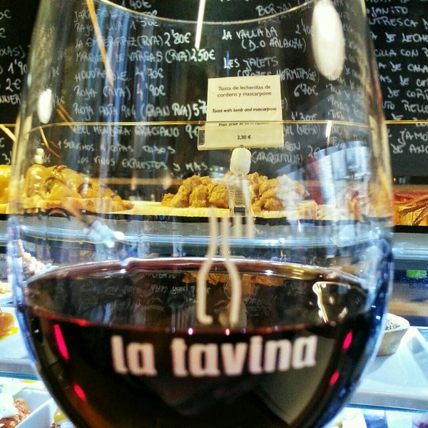Photo taken at La Tavina by winetastelovers on 10/30/2014