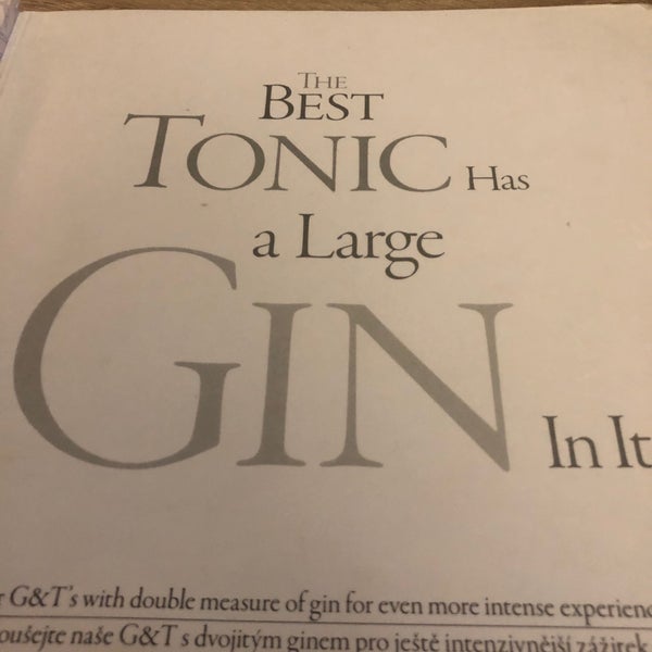 รูปภาพถ่ายที่ Gin &amp; Tonic Club โดย Asli เมื่อ 5/15/2019