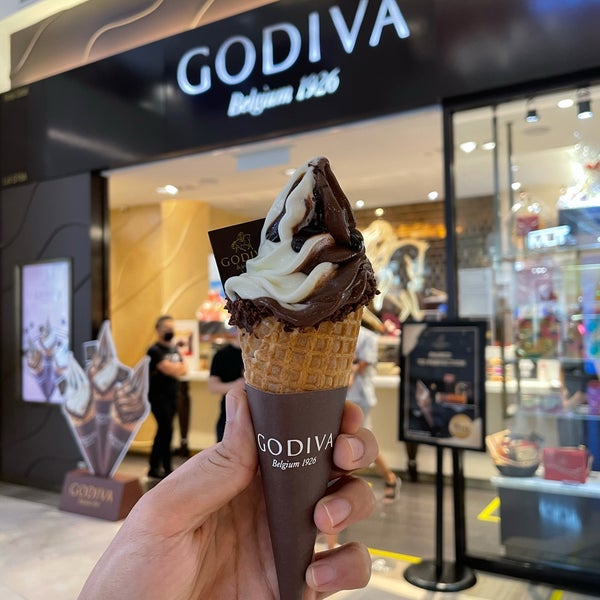 Godiva chocolatier