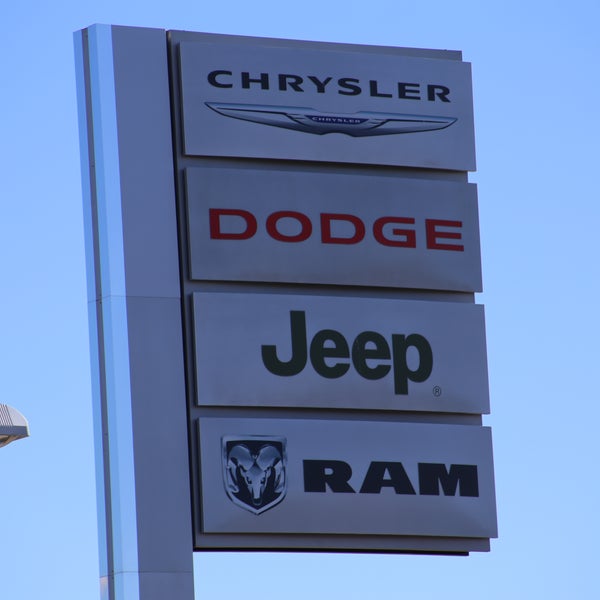 Stephen Wade Dodge >> Photos At Stephen Wade Chrysler Jeep Dodge Ram Fiat 1724 Stephen Wade Dodge >> Photos At Stephen Wade Chrysler Jeep Dodge Ram Fiat 1724