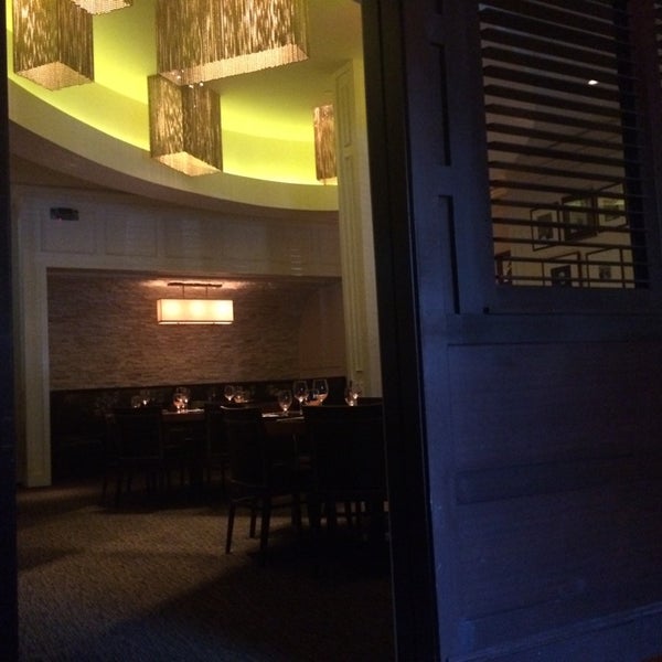 4/10/2014 tarihinde Sérgio B.ziyaretçi tarafından III Forks Prime Steakhouse'de çekilen fotoğraf