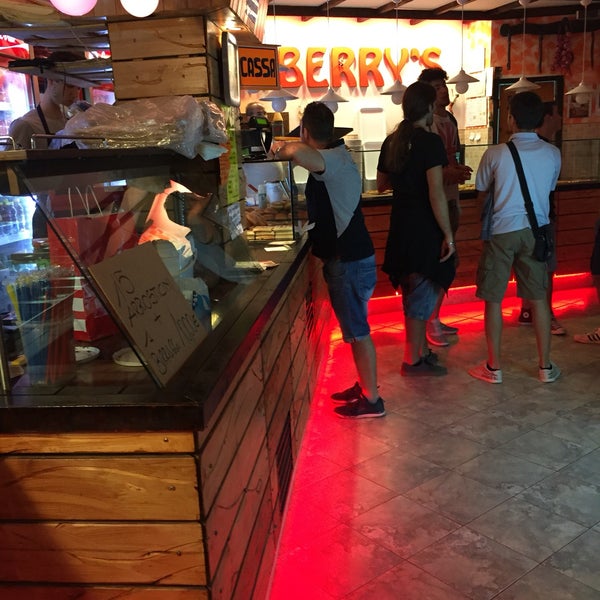 Photos At Mr Berry S Cafe 1 Tip