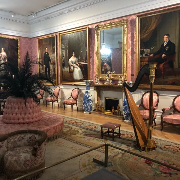 Photo taken at Museo del Romanticismo by Max S. on 10/5/2019
