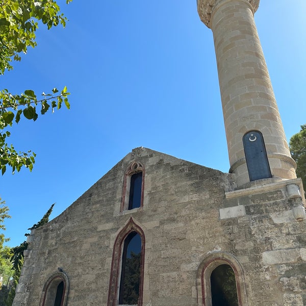 Photo taken at Bodrum Kalesi - Sualtı Arkeoloji Müzesi by Gazi U. on 9/15/2023