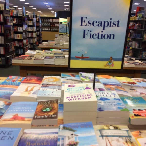 Barnes & Noble Bookstore in Fairview Heights