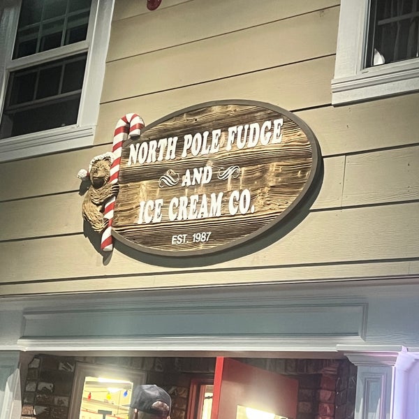 North Pole Fudge and Ice Cream Co. Dessert Shop