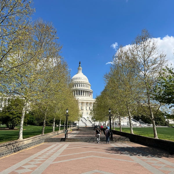 Foto tirada no(a) United States Capitol por Mansour em 4/18/2024