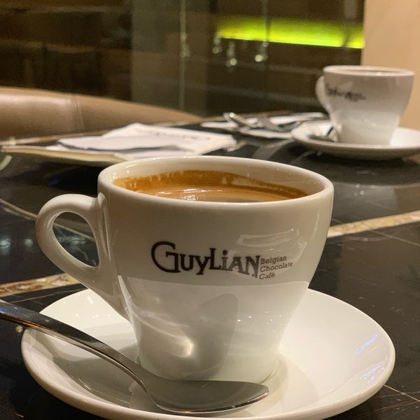 Photo taken at Guylian Café by Mansour on 3/5/2019