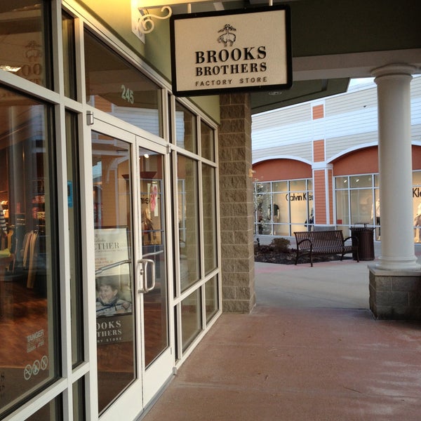 Brooks Brothers Outlet Washington, PA