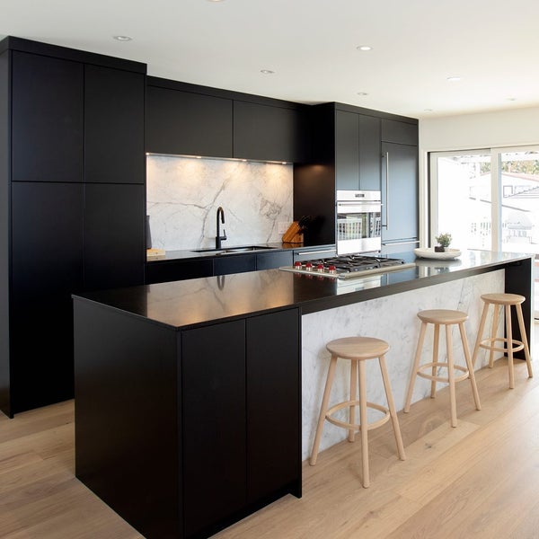 Canadian Countertops Construction Supplies Store in Winnipeg