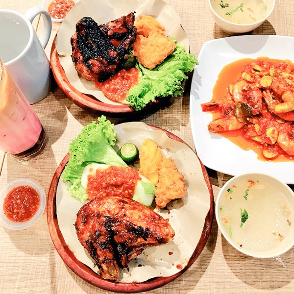 Photos At Dapur Penyet Asian Restaurant In Shah Alam Photo Taken At Dapur Penyet By Farah N On 5 22 2018