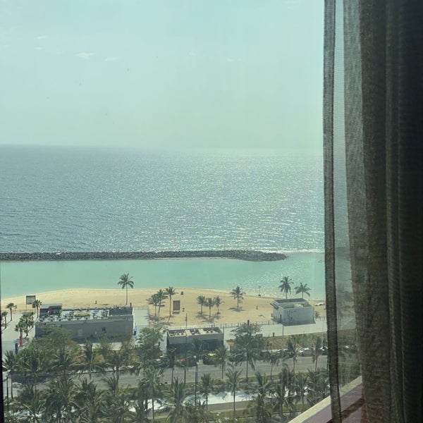 Foto tirada no(a) Jeddah Hilton por ♉️ em 5/28/2024