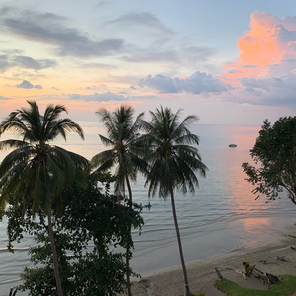 Photo taken at Sea View Resort &amp; Spa Koh Chang by Harun B. on 10/27/2019