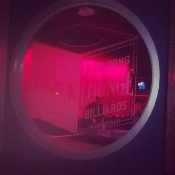 9/22/2012에 JamesBrownInMiami님이 Chalk Ping Pong &amp; Billiards Lounge에서 찍은 사진