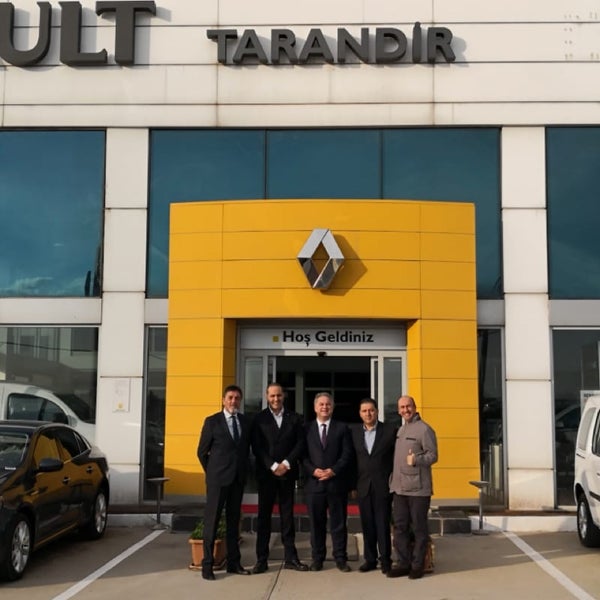 Foto diambil di Renault TARANDİR Otomotiv oleh İsmail B. pada 4/6/2019