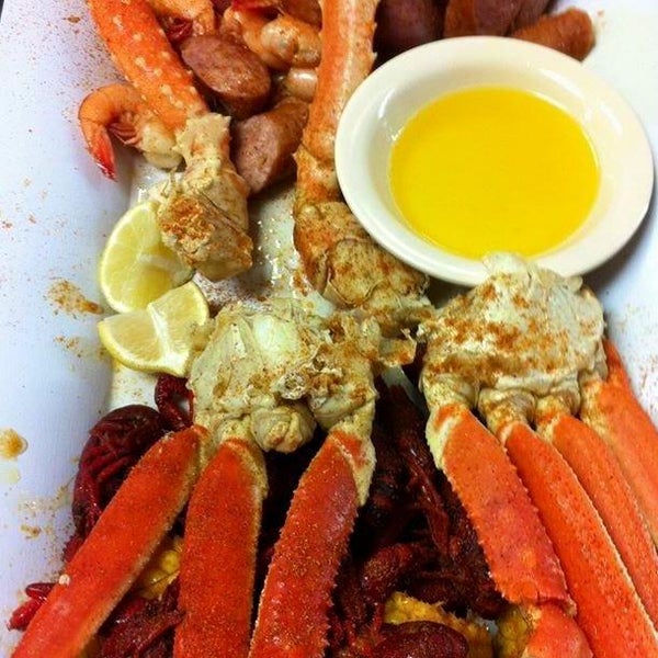 Photo taken at Bluewater Seafood - 290 by Bluewater Seafood - 290 on 9/16/2015
