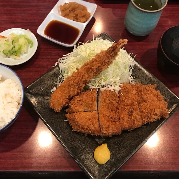 Photos At ごますりとんかつ とん㐂 豊平区月寒中央通8丁目