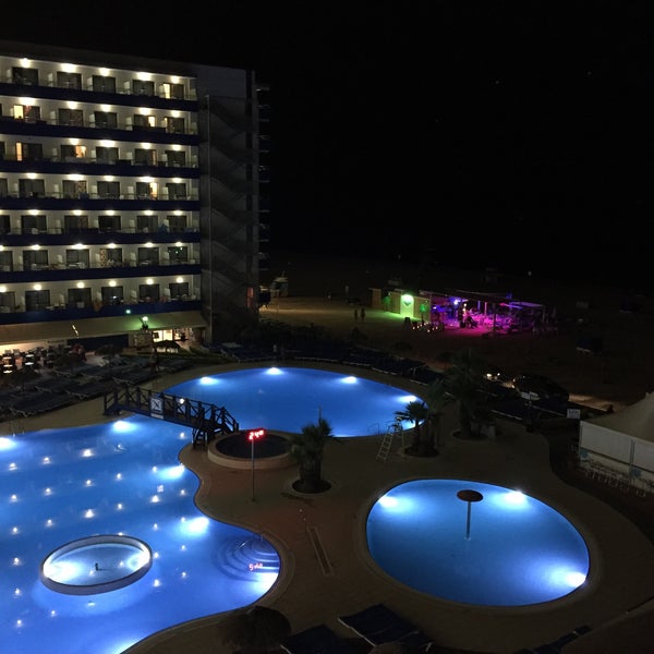Photo taken at Hotel Tahiti Playa by Robin B. on 7/26/2015