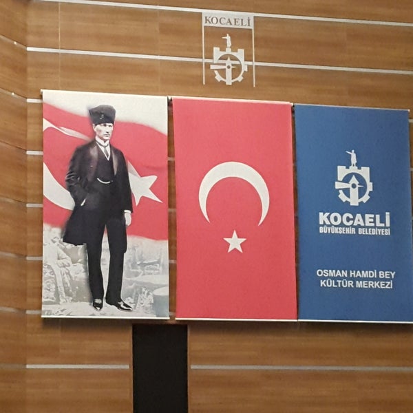 Foto diambil di Osman Hamdi Bey Kültür Merkezi oleh Ümmühan Ö. pada 10/26/2018