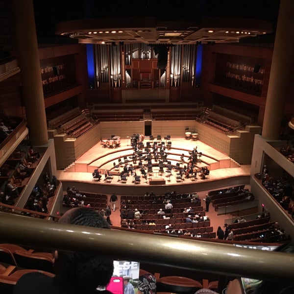 4/15/2018 tarihinde Steven G.ziyaretçi tarafından Morton H. Meyerson Symphony Center'de çekilen fotoğraf