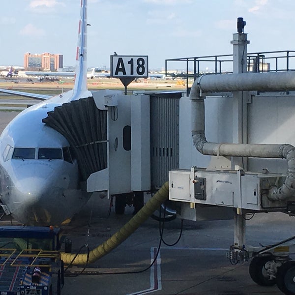 Gate A18 Airport Gate in DFW Airport