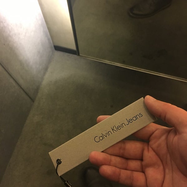 Calvin klein hotsell south coast plaza