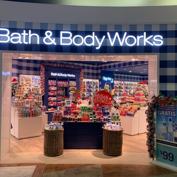 Buscándole si encuentras algo bueno, por fin abrieron Bath&BodyWorks 🤩