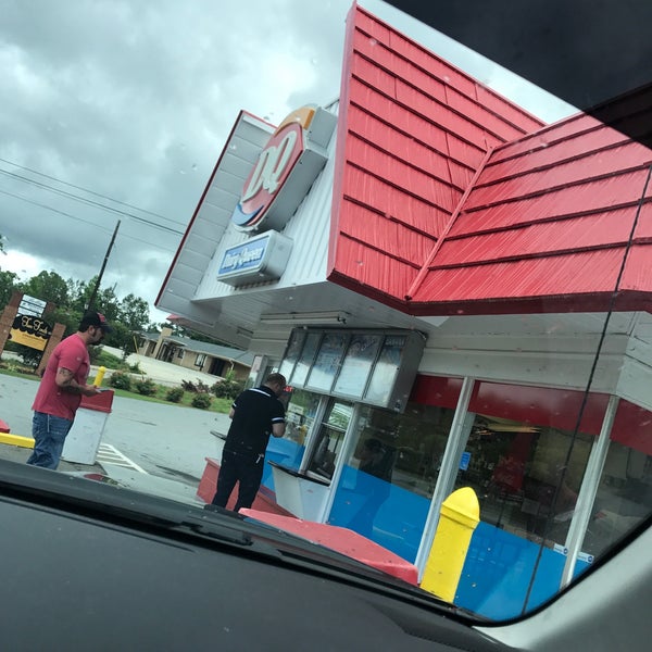 Dairy Queen Ice Cream Parlor in Canton